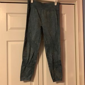 PINK Victoria’s Secret Bluish-Green Seamless Leggings